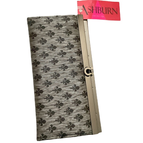 Ashburn Collection Wallet Clutch Brown Purse New 7 1/2" x 4" - Picture 1 of 6